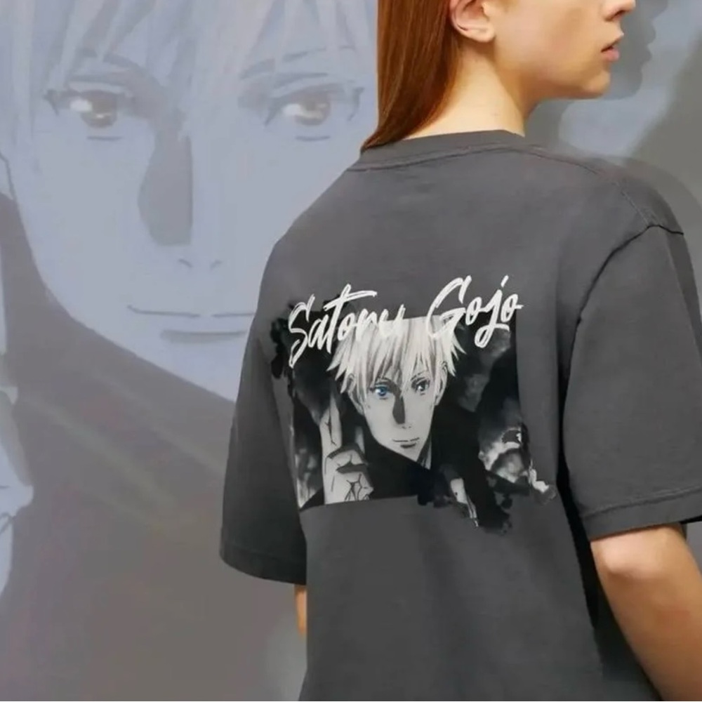 Uniqlo X Jujutsu Kaisen Pocket Tee